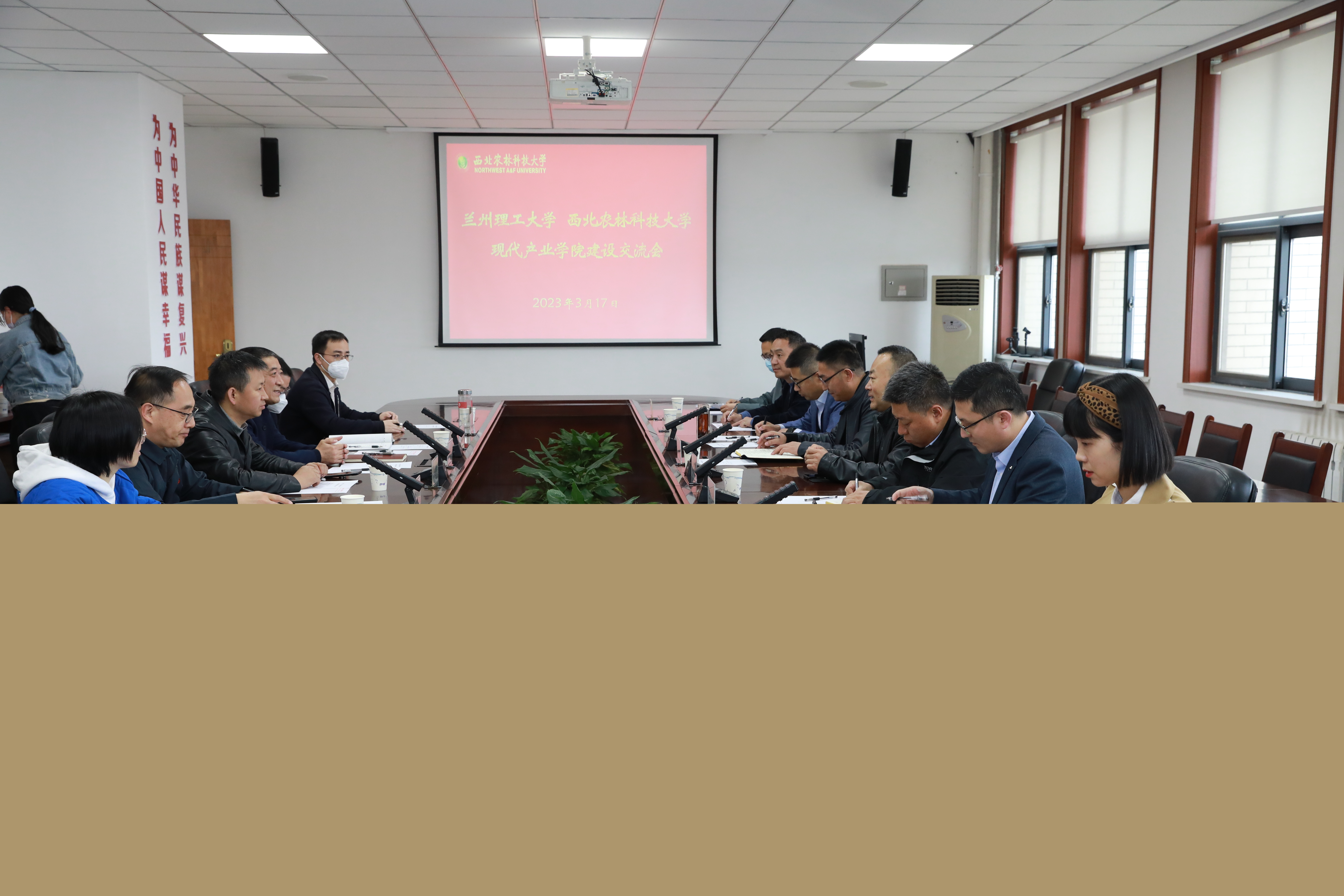 071310168da34081a88d912ec46ed235.jpg 071310168da34081a88d912ec46ed235.jpg